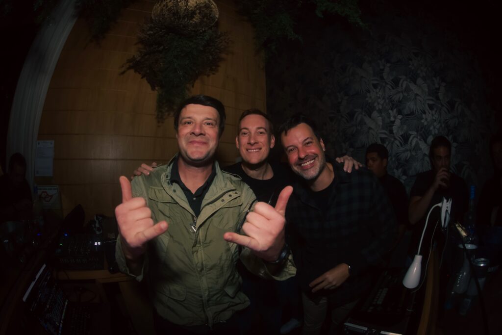 Noite com DJs convidados no Zucker | Crédito: Rafael Cautella