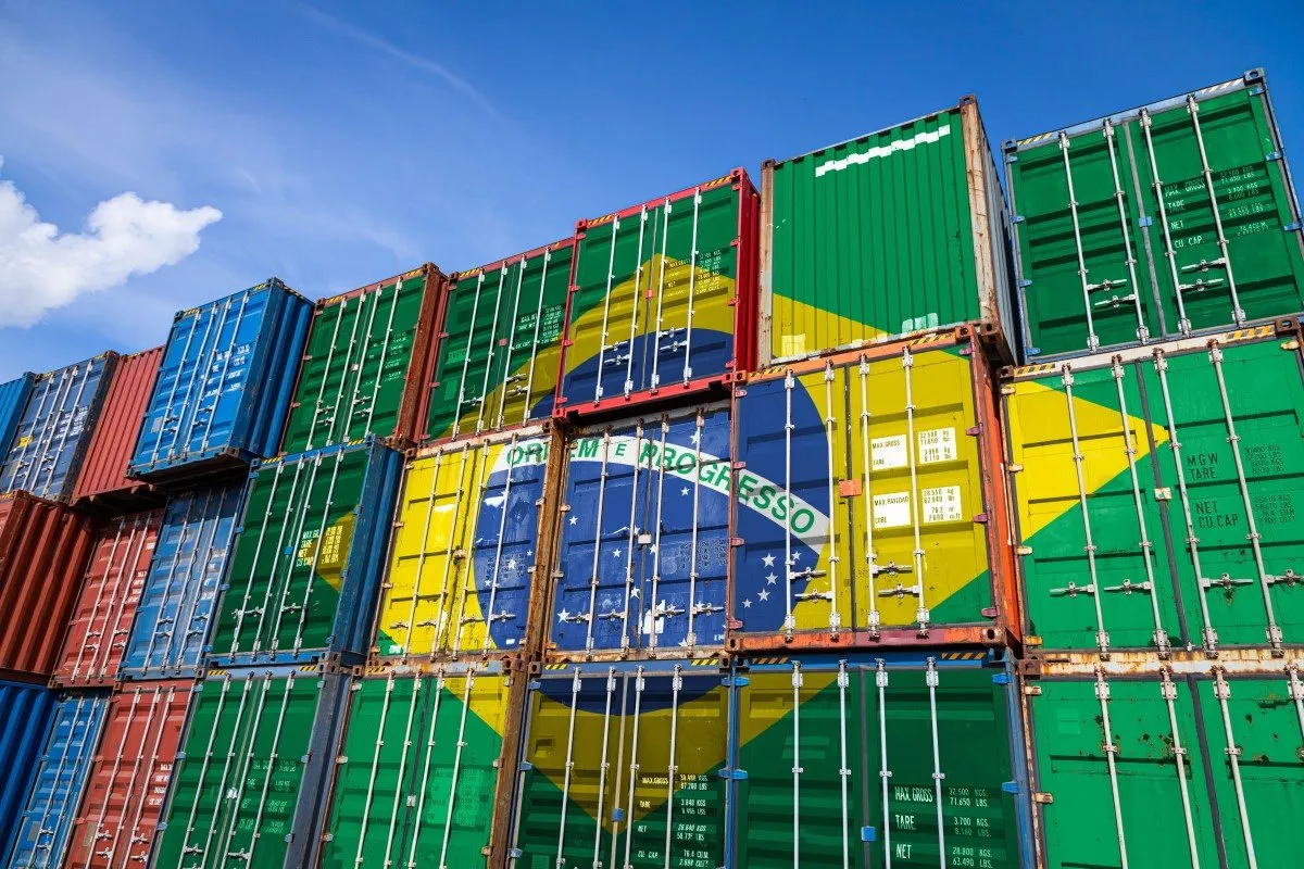 Exportações ajudaram para superávit comercial