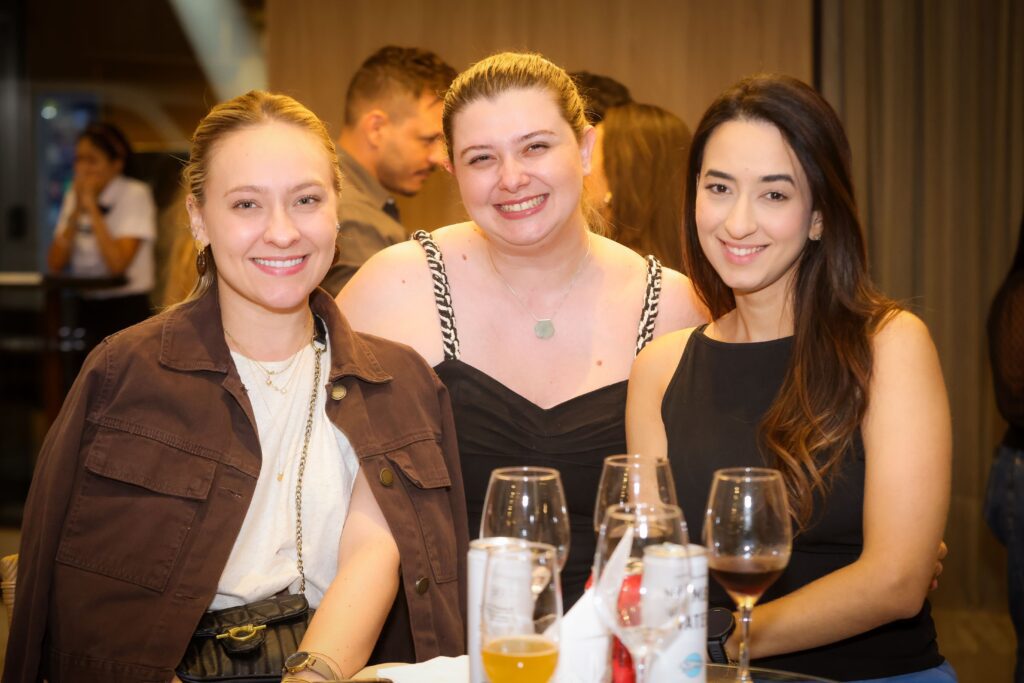 Vernissage de exposição no hotel TRYP | Crédito: Rafael Cautella