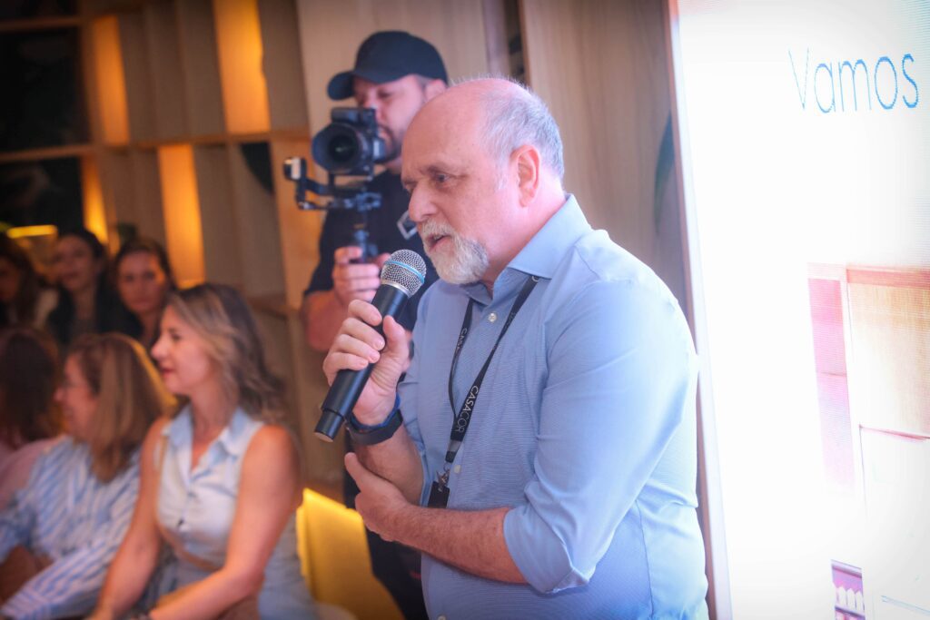 Talk com o fotógrafo Lufe Gomes na CASACOR 2025 | Crédito: Rafael Cautella