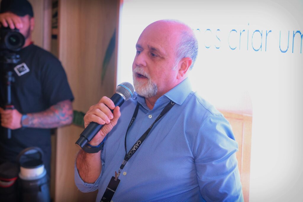 Talk com o fotógrafo Lufe Gomes na CASACOR 2025 | Crédito: Rafael Cautella