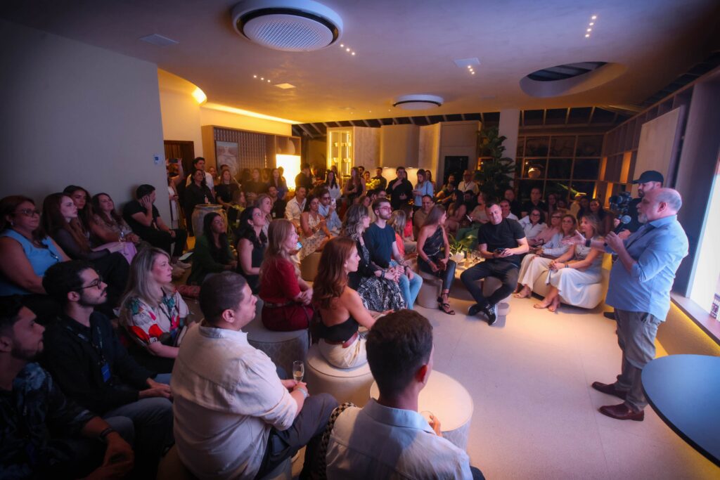 Talk com o fotógrafo Lufe Gomes na CASACOR 2025 | Crédito: Rafael Cautella