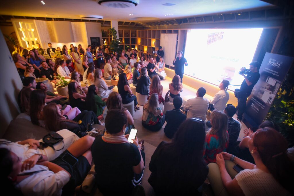 Talk com o fotógrafo Lufe Gomes na CASACOR 2025 | Crédito: Rafael Cautella