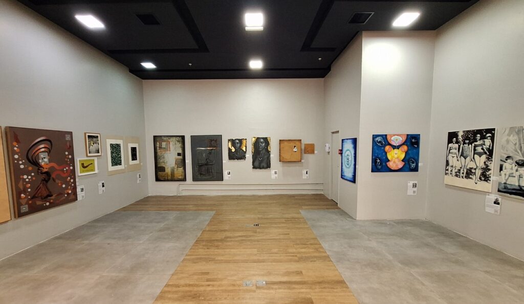 Exposição 'Conceitos' com obras de artistas da região | Crédito: Divulgação