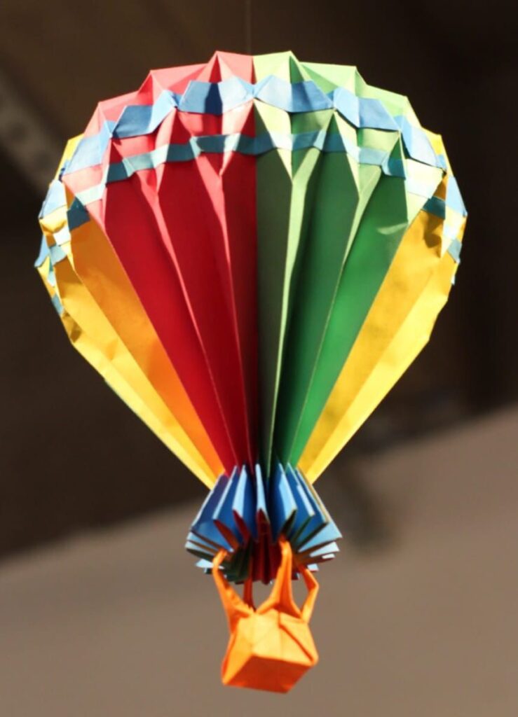 Oficina de Origami | Crédito: Max Mesquita