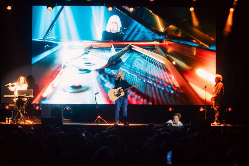 Oswaldo Montenegro no Multiplan Hall em 23-08-25 | Crédito: Rafael Cautella