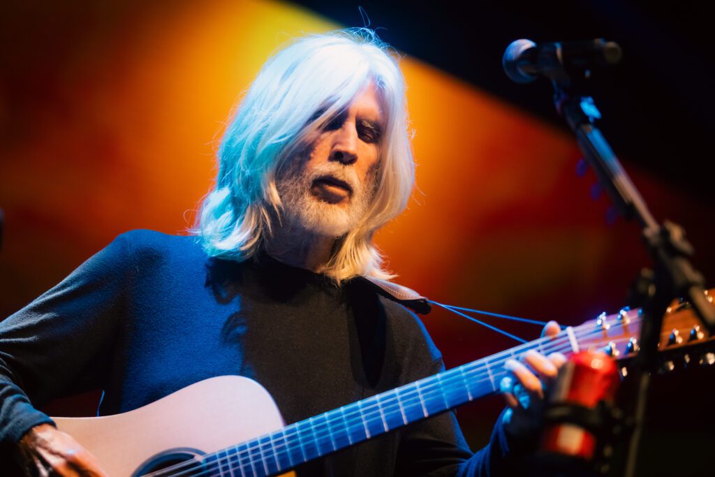 Oswaldo Montenegro no Multiplan Hall em 23-08-25 | Crédito: Rafael Cautella