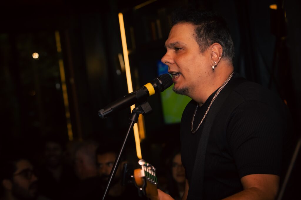 Vida social no Salz Bar | Crédito: Rafael Cautella