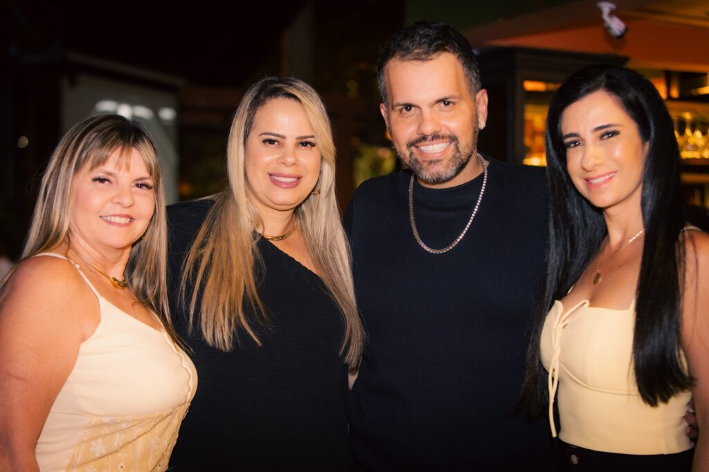 Vida social no Salz Bar | Crédito: Rafael Cautella