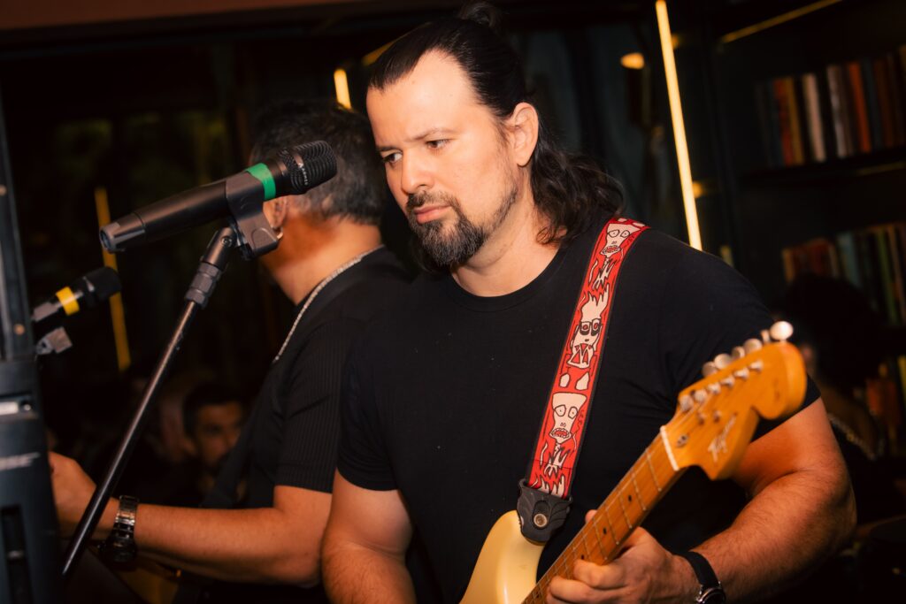 Vida social no Salz Bar | Crédito: Rafael Cautella