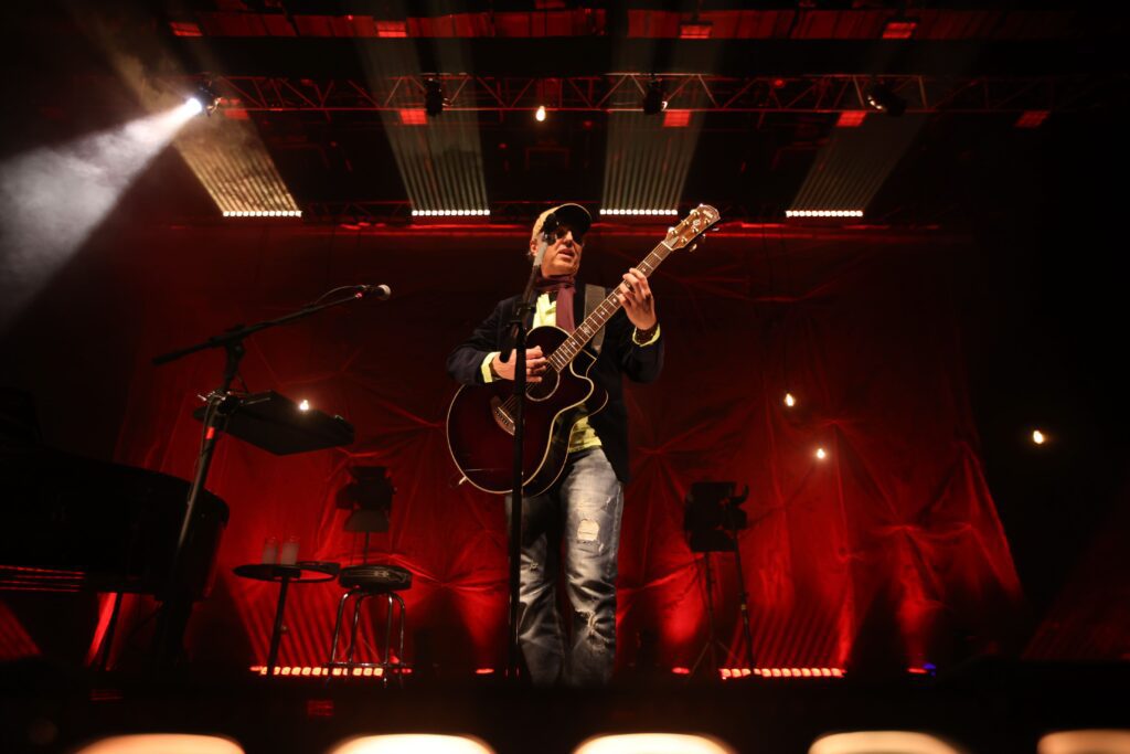 Show "Piano", de Zeca Baleiro em 09-08-25 | Crédito: Rafael Cautella