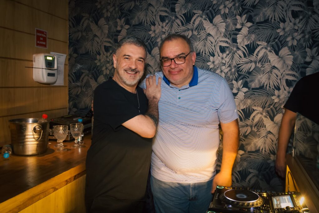 DJ Meme no Zucker Restaurante | Crédito: Rafael Cautella