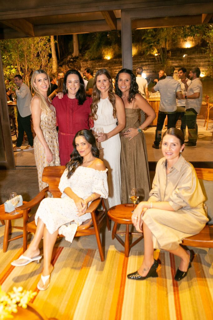 Karlla Bellini, Fernanda Schmidt, Gabriela Balbo, Marina Scalon, Mariah Maia e Luiza Sampaio no Chapter One | Crédito: Thiago Buosi / Divulgação