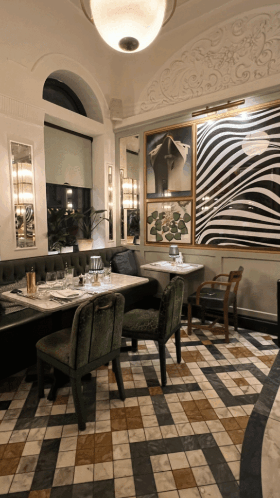 Maura Robusti vai a Escócia para trazer as tendências do mundo dos tecidos | Créditos: Arquivo pessoal