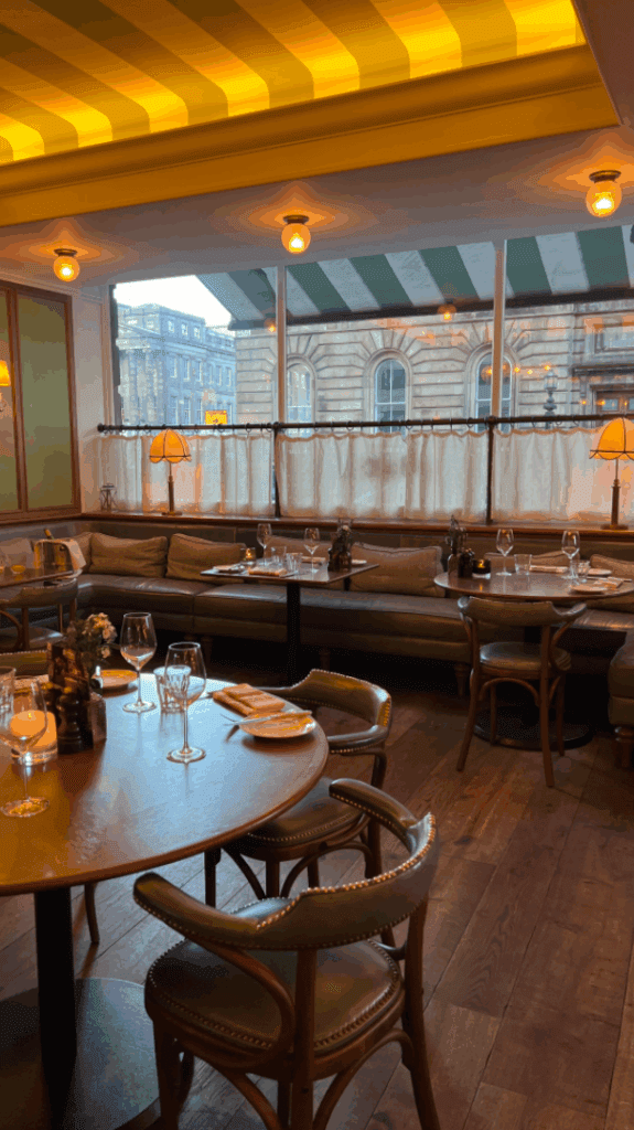 Maura Robusti vai a Escócia para trazer as tendências do mundo dos tecidos | Créditos: Arquivo pessoal