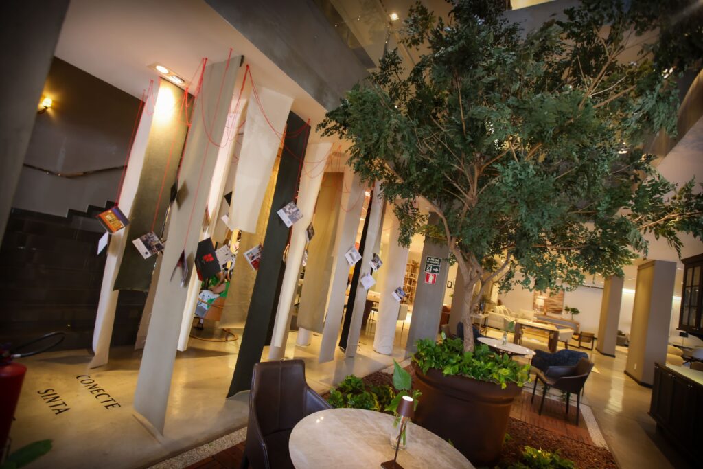 Inauguração da mostra Mundo UneRobusti 2025 | Crédito: Rafael Cautella