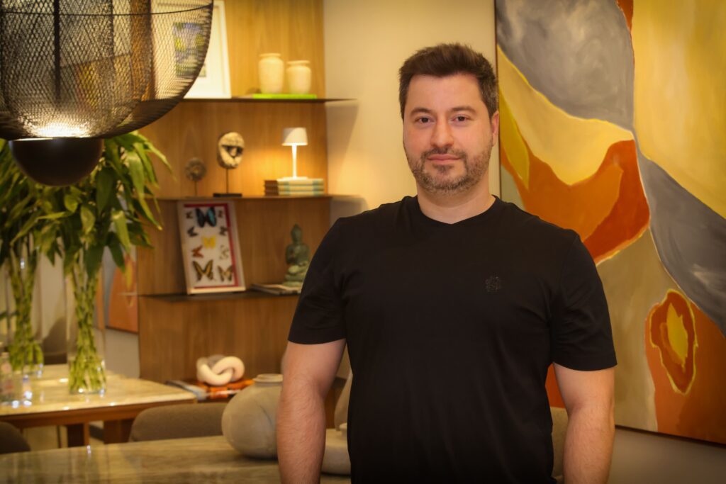 Inauguração da mostra Mundo UneRobusti 2025 | Crédito: Rafael Cautella