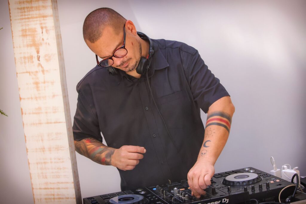 Inauguração da mostra Mundo UneRobusti 2025 | Crédito: Rafael Cautella