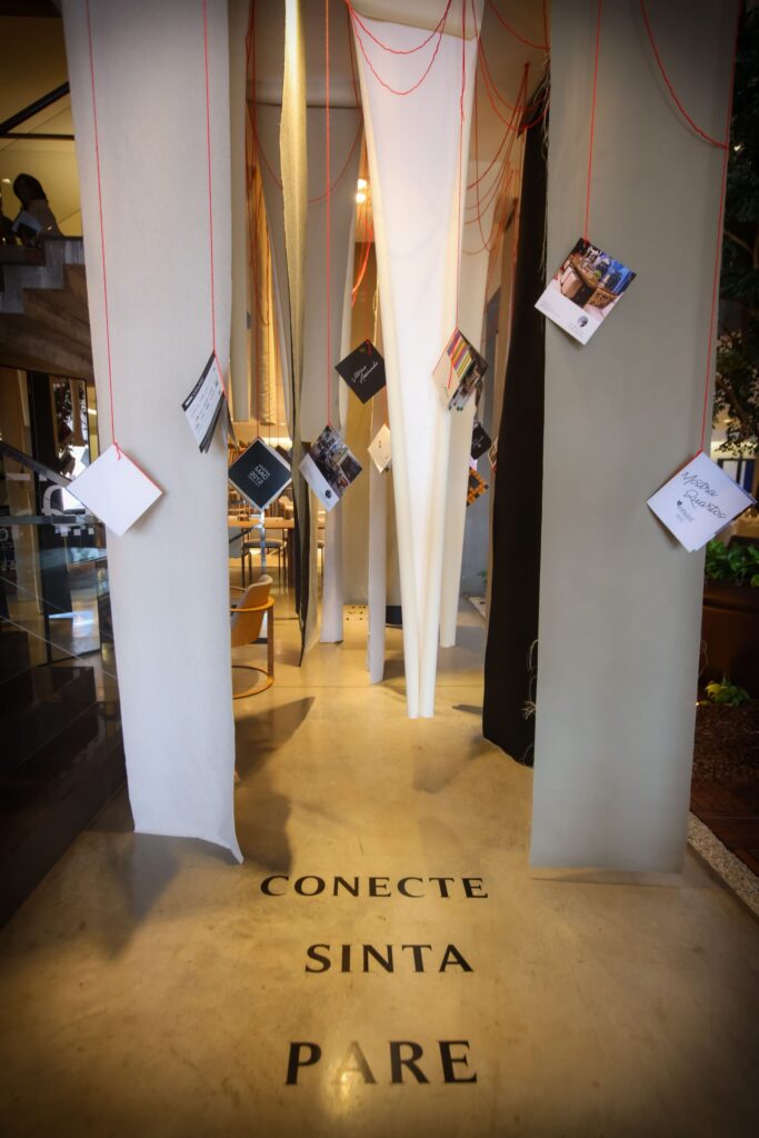 Inauguração da mostra Mundo UneRobusti 2025 | Crédito: Rafael Cautella