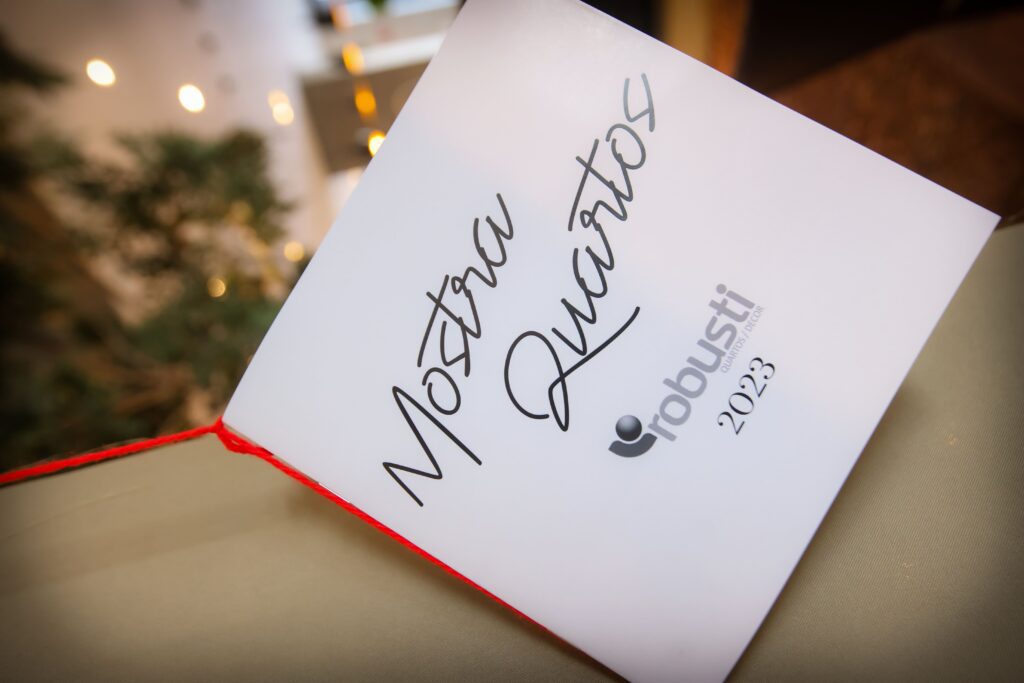 Inauguração da mostra Mundo UneRobusti 2025 | Crédito: Rafael Cautella