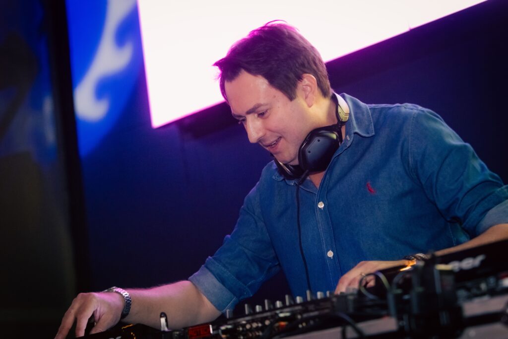 Polaroid no Hard Rock em 05-09-25 | Crédito: Rafael Cautella