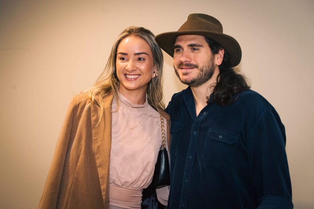 Almir e Gabriel Sater dividem palco e paixão pela música no RibeirãoShopping | Créditos: Rafael Cautella
