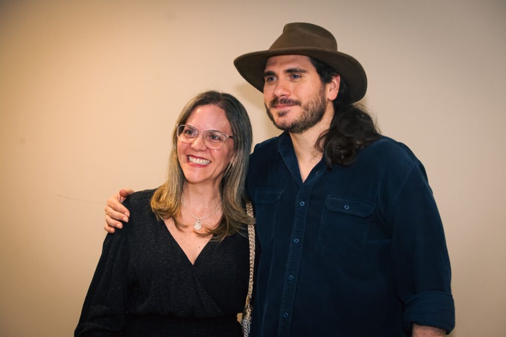 Almir e Gabriel Sater dividem palco e paixão pela música no RibeirãoShopping | Créditos: Rafael Cautella