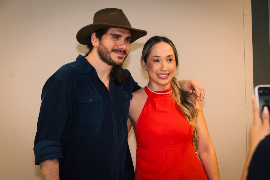 Almir e Gabriel Sater dividem palco e paixão pela música no RibeirãoShopping | Créditos: Rafael Cautella