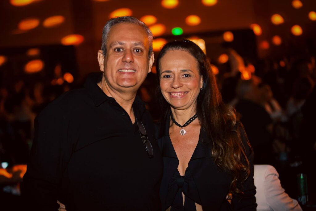 Almir e Gabriel Sater dividem palco e paixão pela música no RibeirãoShopping | Créditos: Rafael Cautella