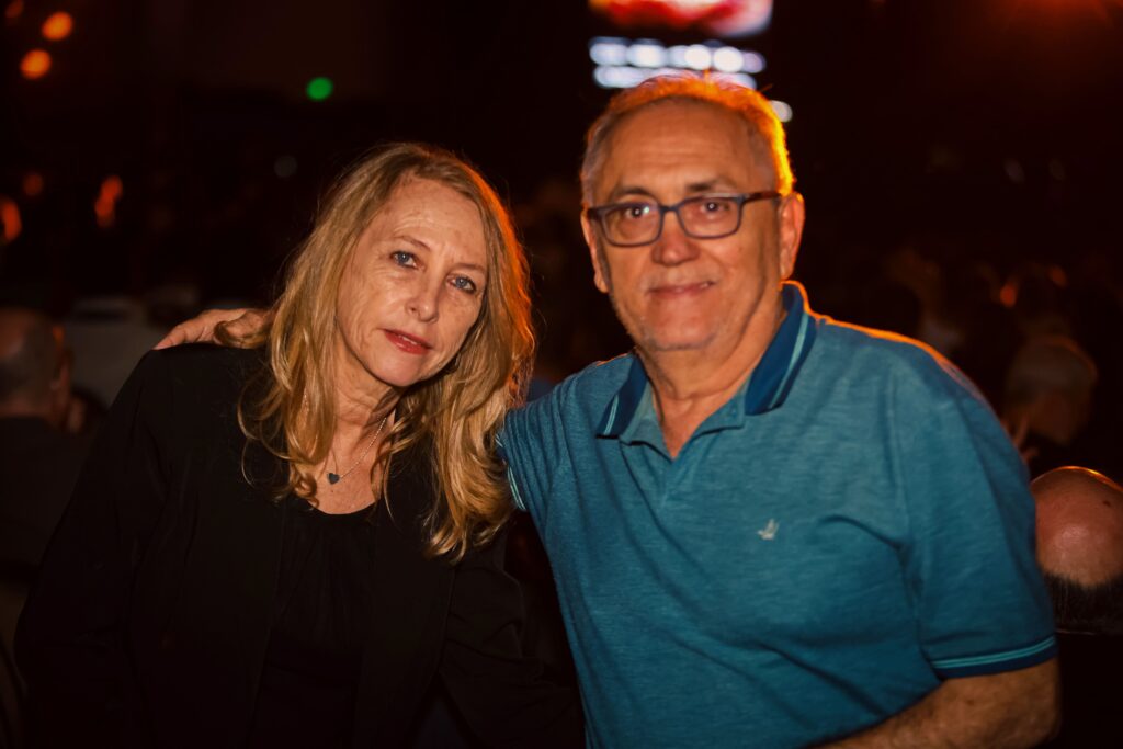 Almir e Gabriel Sater dividem palco e paixão pela música no RibeirãoShopping | Créditos: Rafael Cautella