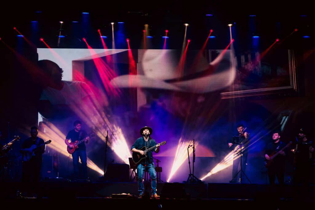 Almir e Gabriel Sater dividem palco e paixão pela música no RibeirãoShopping | Créditos: Rafael Cautella