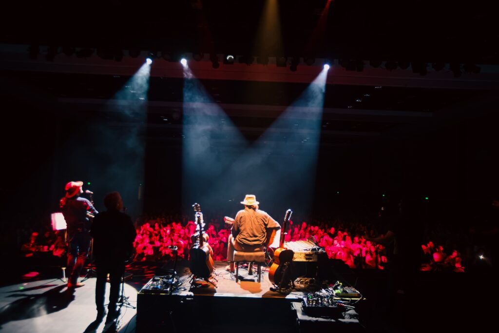 Almir e Gabriel Sater dividem palco e paixão pela música no RibeirãoShopping | Créditos: Rafael Cautella