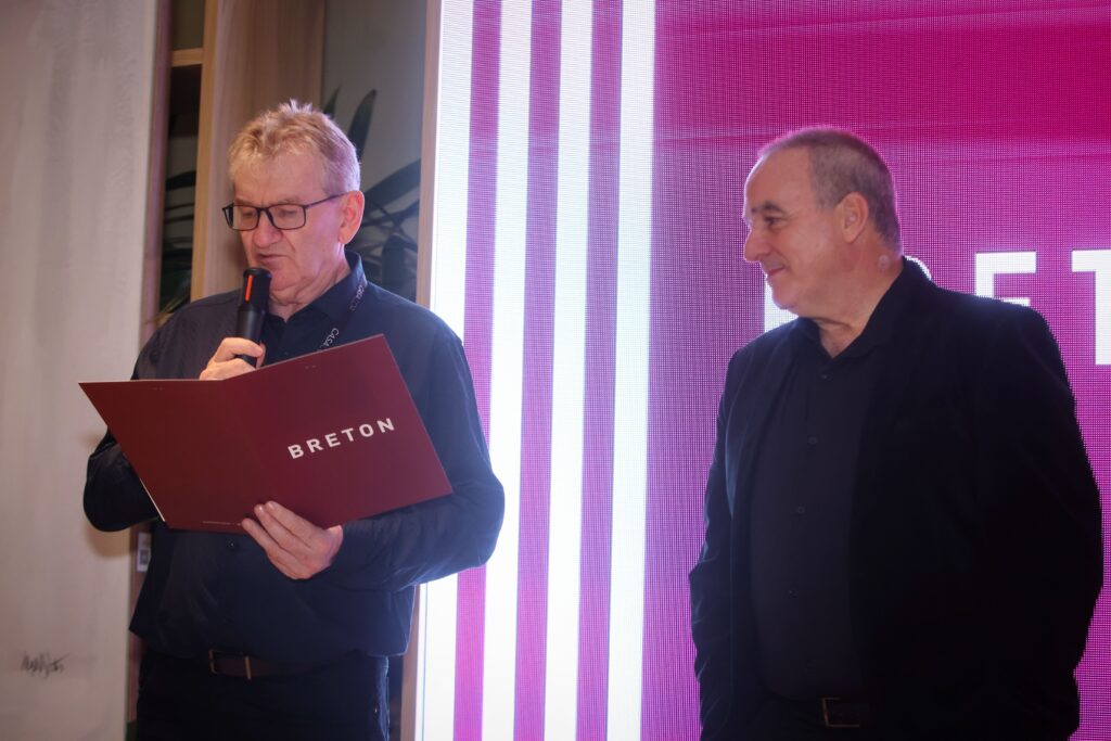 Breton na CASACOR 2025 | Crédito: Rafael Cautella