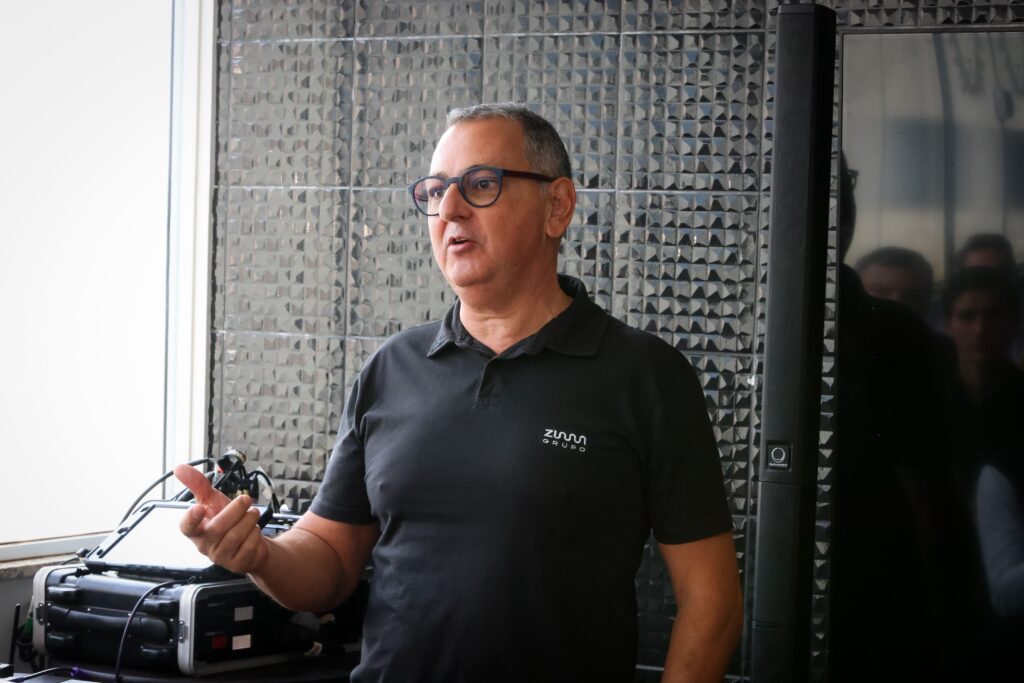 Business Coffee com Adilson Haddad no Lounge Zumm na sexta-feira, 17 | Créditos: Rafael Cautella