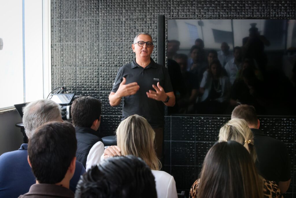 Business Coffee com Adilson Haddad no Lounge Zumm na sexta-feira, 17 | Créditos: Rafael Cautella