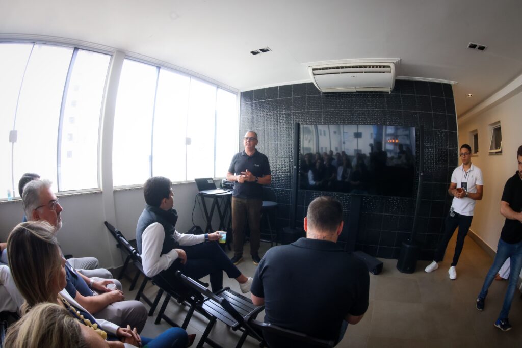 Business Coffee com Adilson Haddad no Lounge Zumm na sexta-feira, 17 | Créditos: Rafael Cautella