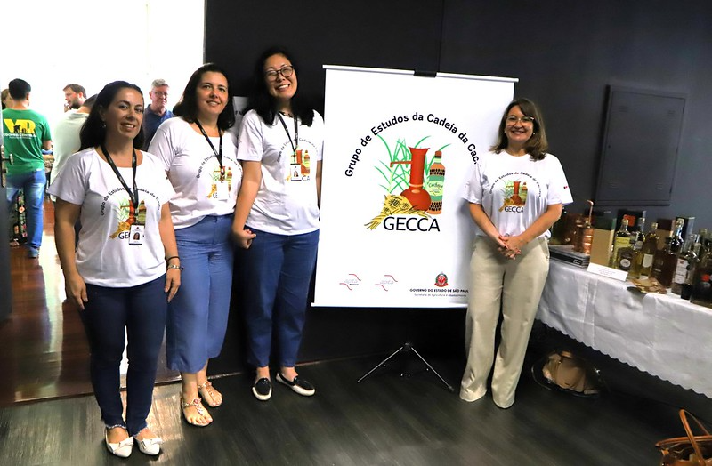 Equipe do Grupo de Estudos da Cadeia da Cachaça de Alambique  | Créditos: Divulgação