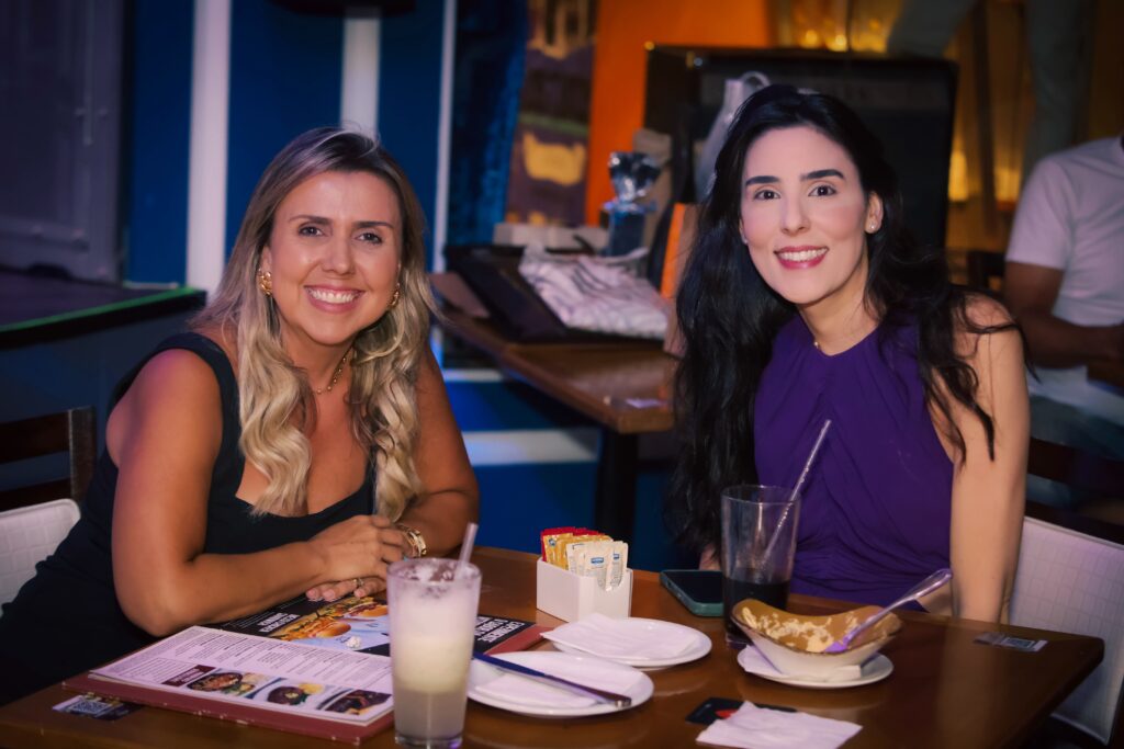 Resenha entre amigos no Hard Rock em 15/10/25 | Crédito: Rafael Cautella