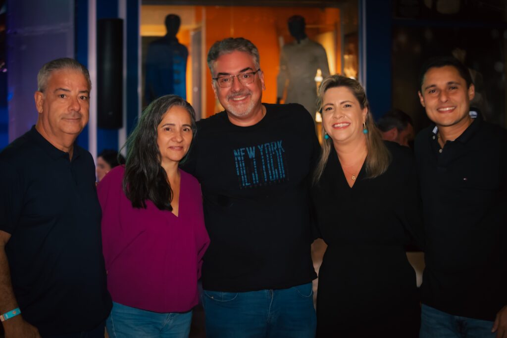 Resenha entre amigos no Hard Rock em 15/10/25 | Crédito: Rafael Cautella