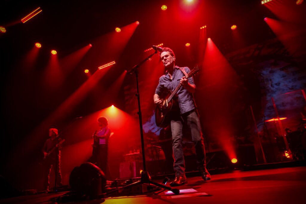 Nando Reis emociona o público de Ribeirão com 'Nando Hits' | Créditos: Rafael Cautella