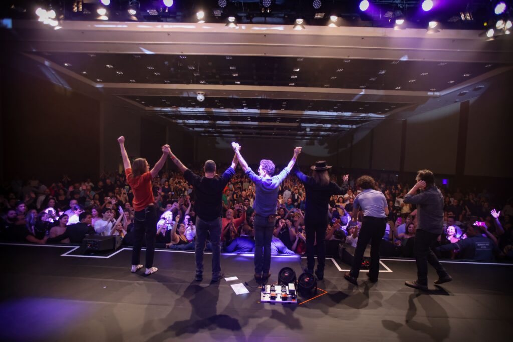 Nando Reis emociona o público de Ribeirão com 'Nando Hits' | Créditos: Rafael Cautella