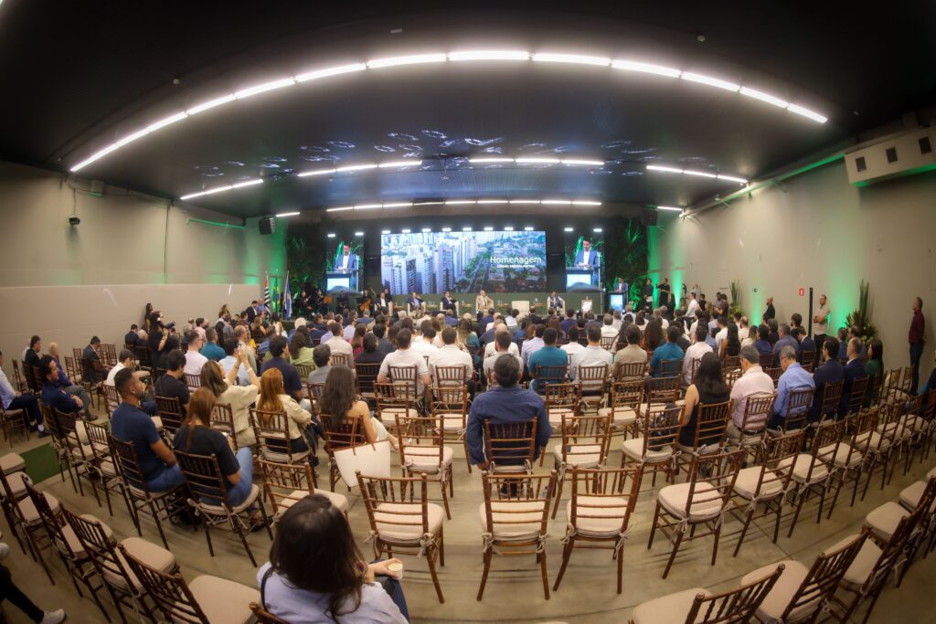 Rubens Ometto recebe título de cidadão de Ribeirão Preto | Créditos: Rafael Cautella