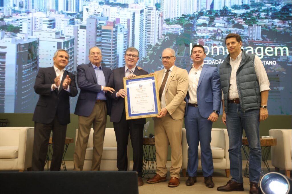 Rubens Ometto recebe título de cidadão de Ribeirão Preto | Créditos: Rafael Cautella