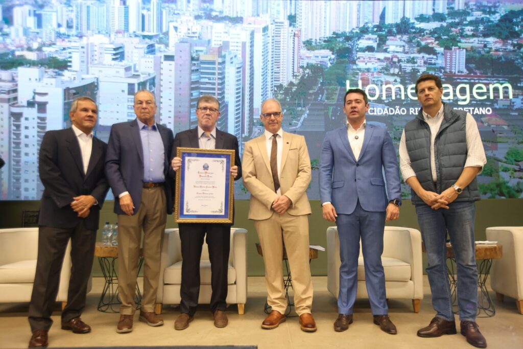 Rubens Ometto recebe título de cidadão de Ribeirão Preto | Créditos: Rafael Cautella