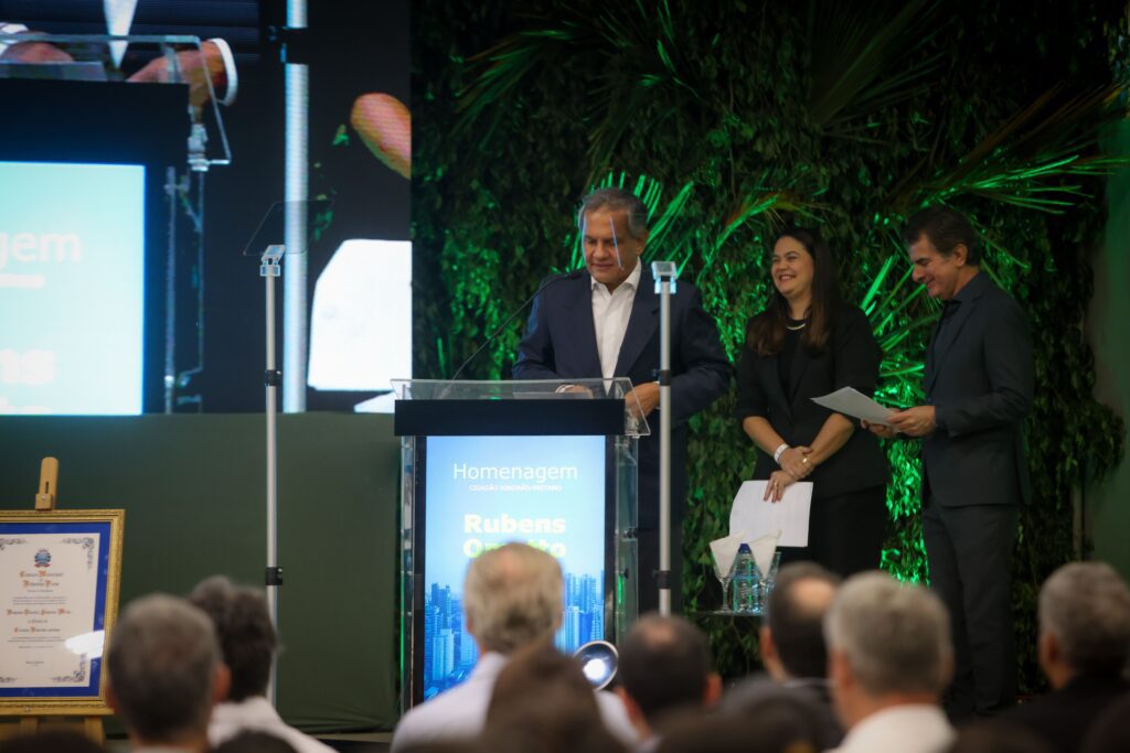 Rubens Ometto recebe título de cidadão de Ribeirão Preto | Créditos: Rafael Cautella
