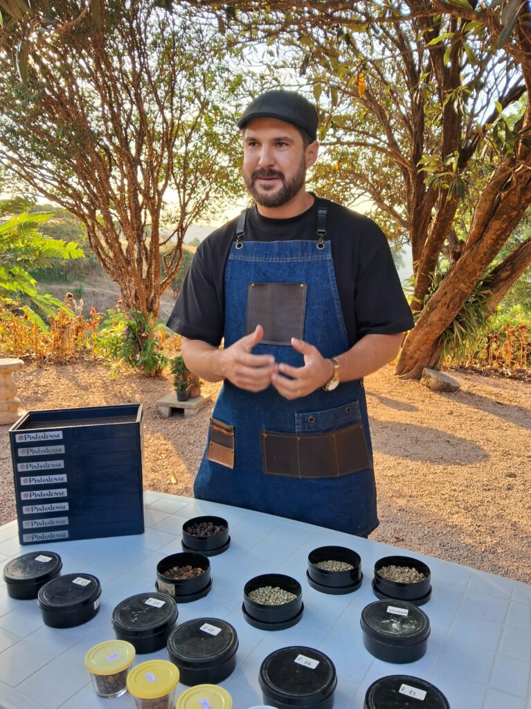 Diego Silva, barista do Café Nonno Marchi | Crédito: Amanda Pioli