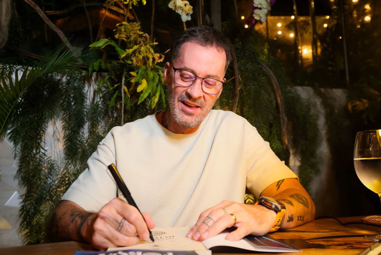 Alê Balbo lança livro | Crédito: Rafael Cautella