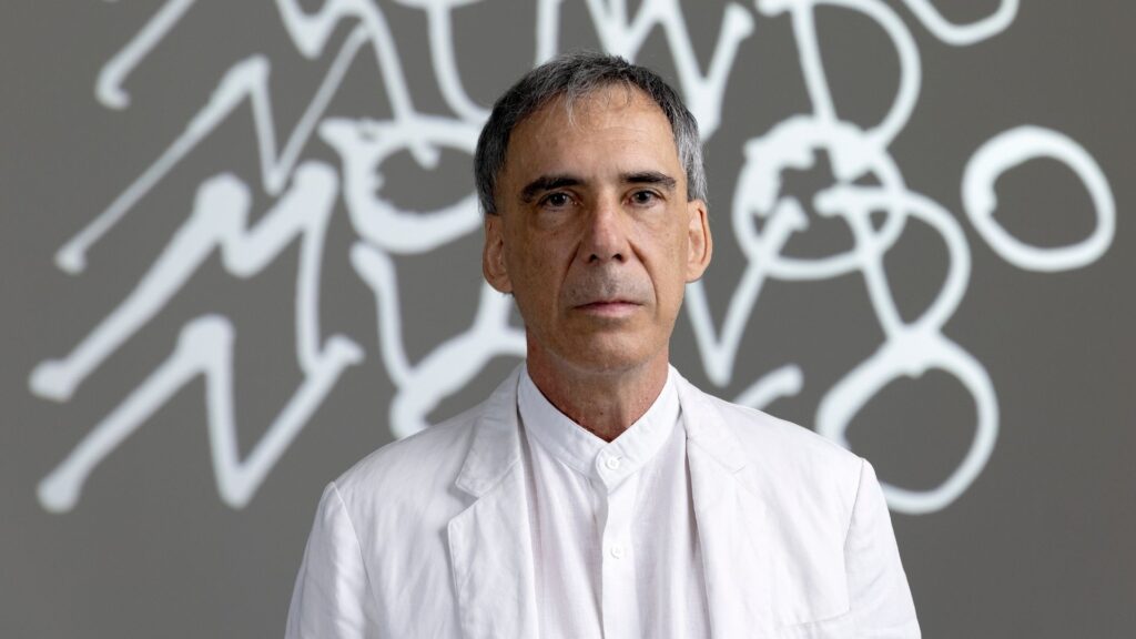 Arnaldo Antunes é destaque no line-up do POW Festival | Divulgação