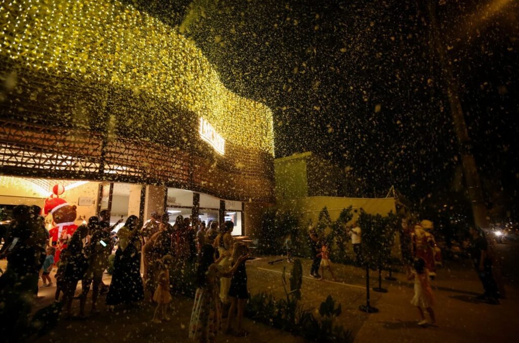 Espírito natalino toma conta da Delattio e do Lafontti | Crédito: Rafael Cautella