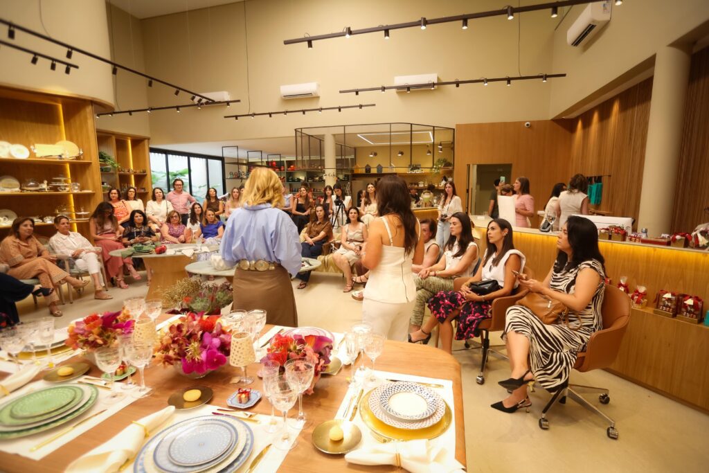 Casa Affonso recebe Franziska Hubener em evento de natal | Crédito: Rafael Cautella